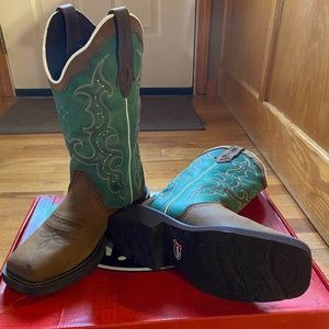 Women’s Justin Square Toe Boots Size 9B